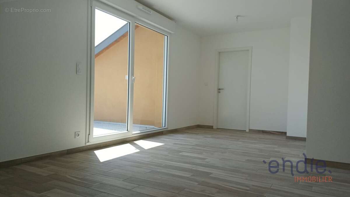 ROSENAU  Magnifique F2 de standing au dernier étage avec terrasse de 18,86 m² - photo 12