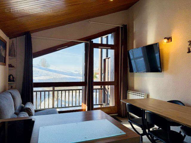 Appartement à CREST-VOLAND