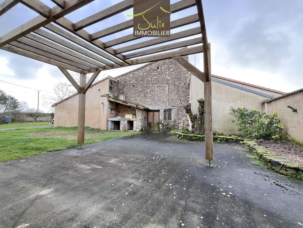 Maison à BRESSUIRE