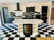 Photo 1 - Maison à LA LONDE-LES-MAURES