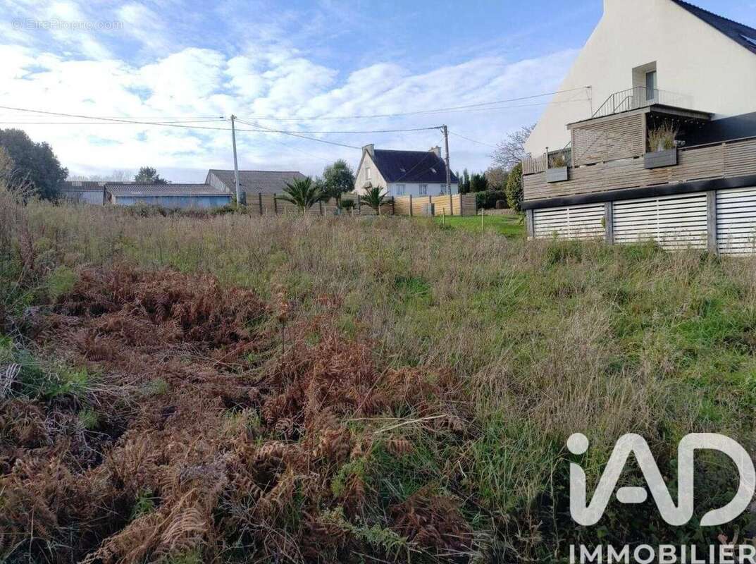 Photo 2 - Terrain à LESNEVEN