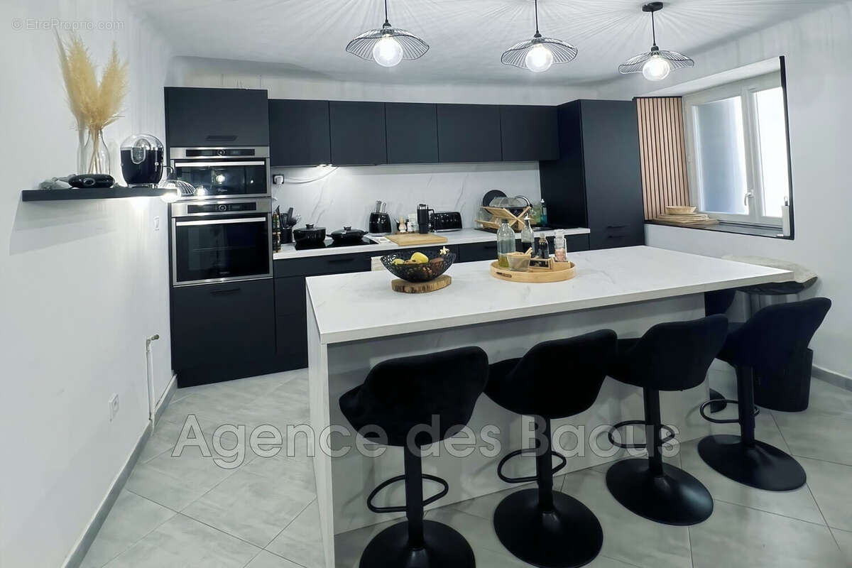 Appartement à GATTIERES