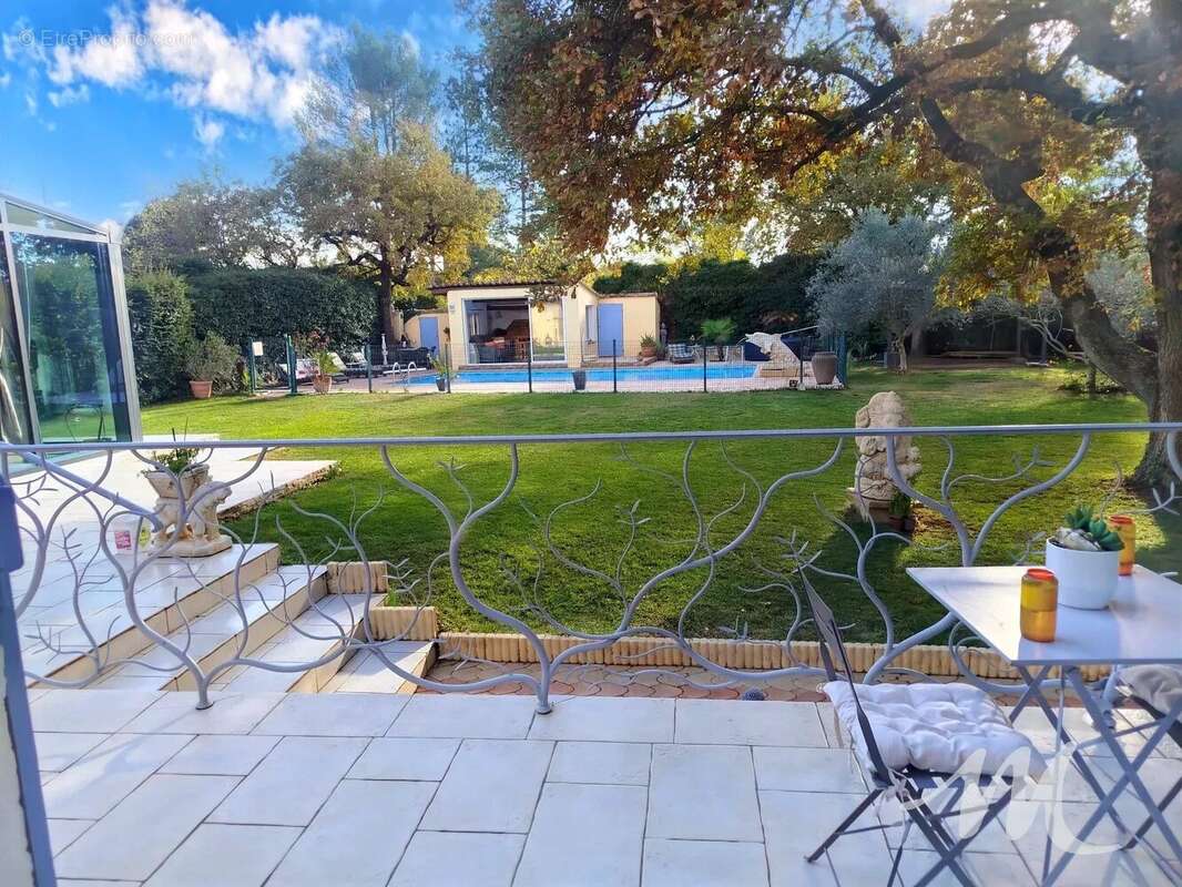 Maison à SAINT-MAXIMIN-LA-SAINTE-BAUME