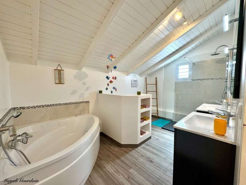 Maison à SAINTE-ANNE