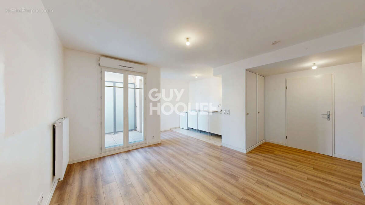 Appartement T1 à vendre à Franconville - DPE C - photo 2