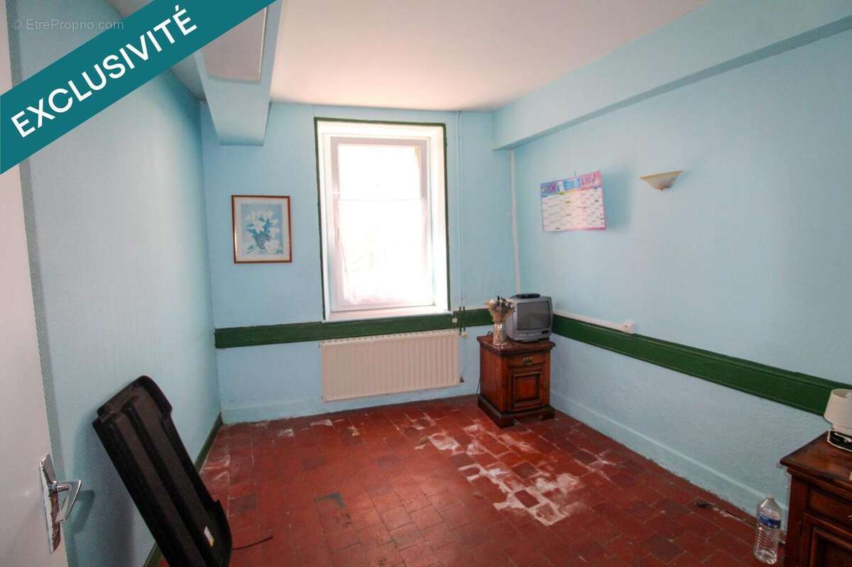 Photo 8 - Appartement à TOULON-SUR-ARROUX