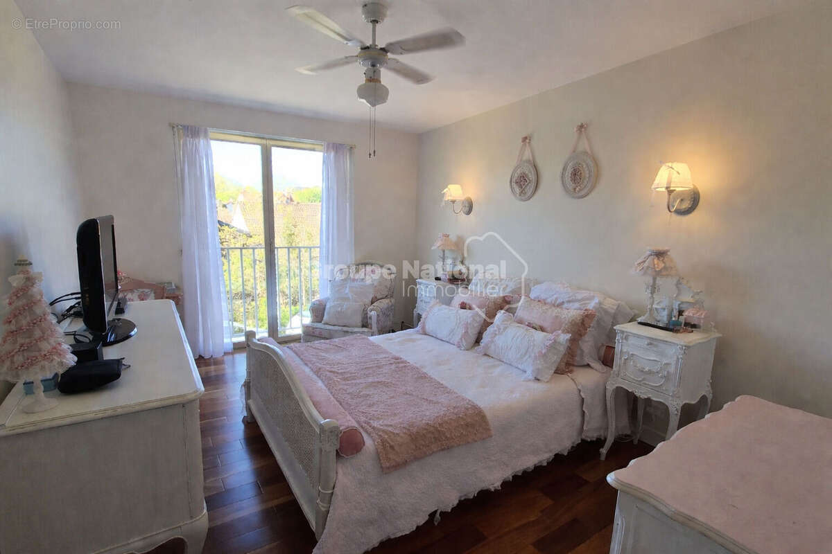 Appartement à VERSAILLES