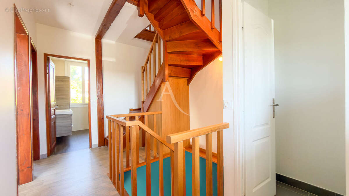 CROSNE Maison coup de coeur!! - photo 8