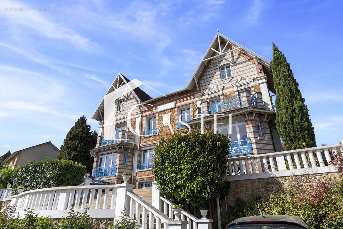 Maison à HARDRICOURT