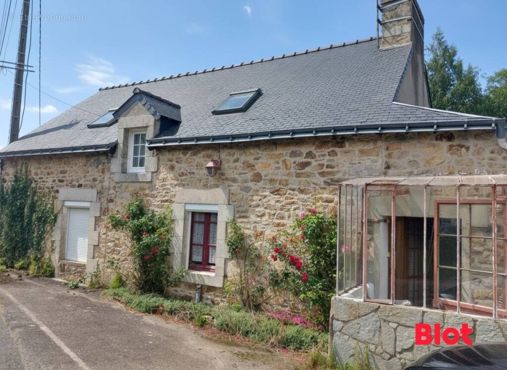Maison à CLEGUER