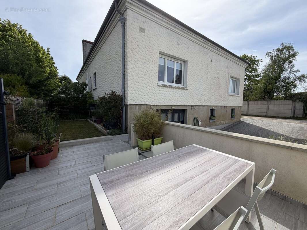 Maison à OLIVET