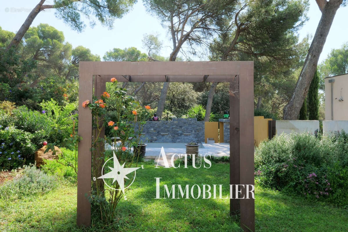 Maison à SALON-DE-PROVENCE