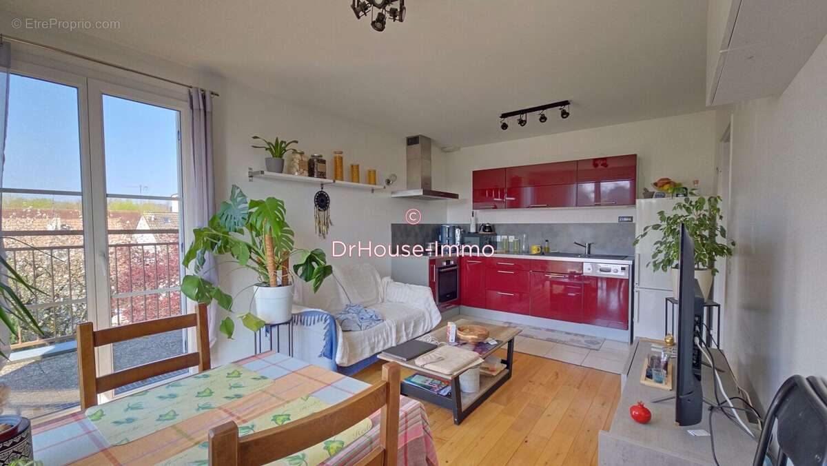 Appartement à EMERAINVILLE