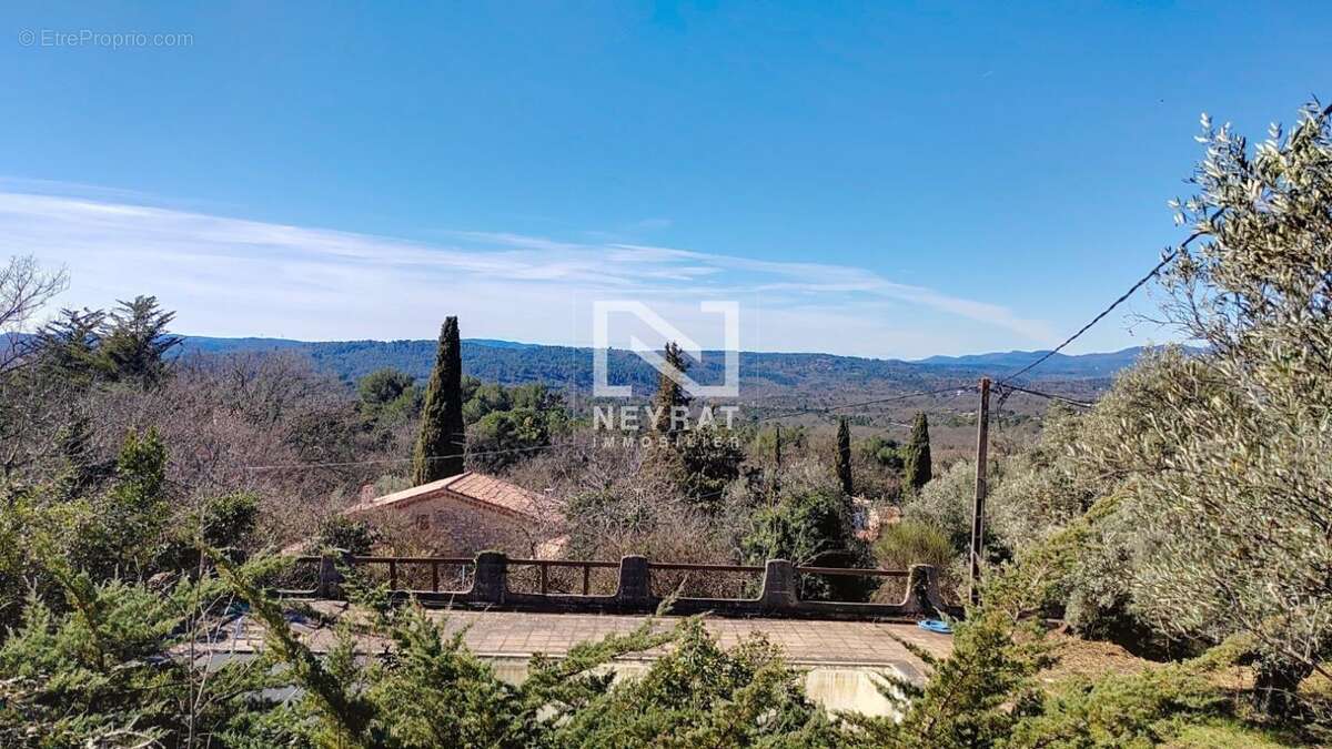 Maison à MONTAUROUX