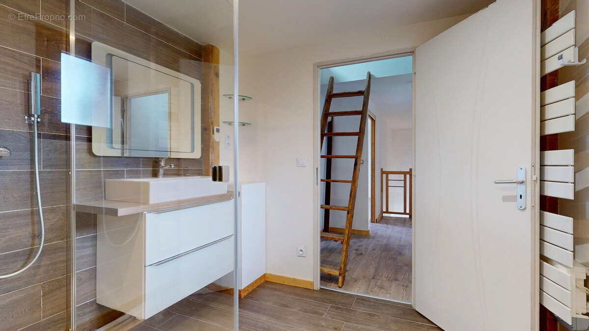 Maison à ARC-ET-SENANS