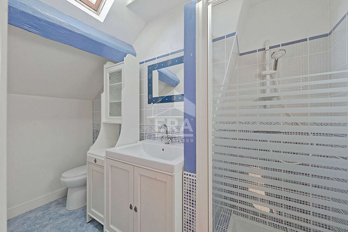 Maison à MONTEREAU-FAULT-YONNE