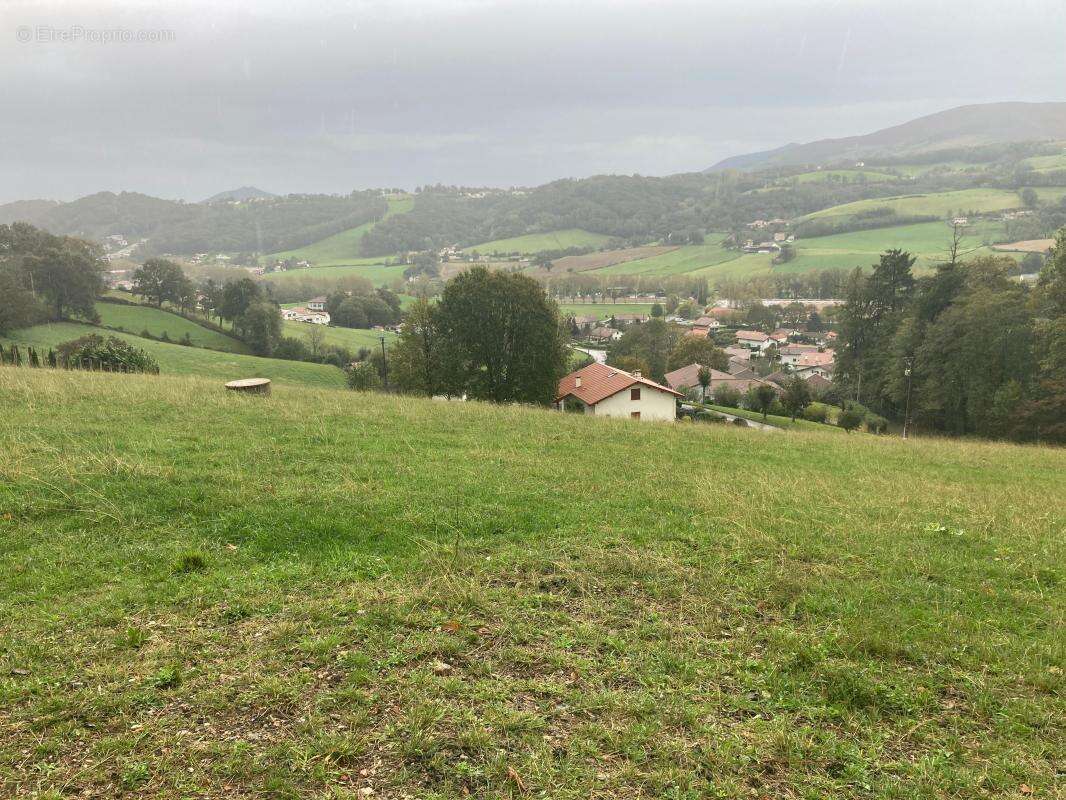 Terrain à HASPARREN