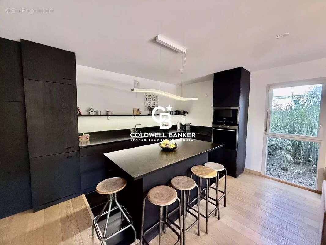 Appartement à CHENS-SUR-LEMAN