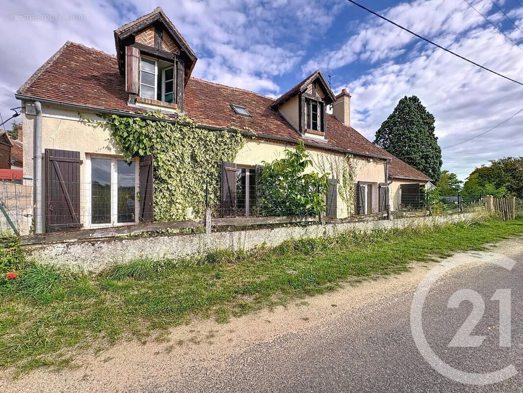 Maison à SANDILLON