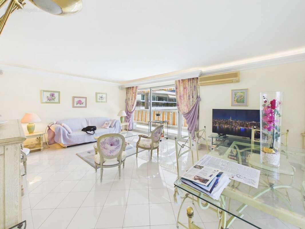 Mas de tanit – superbe 4 pièces avec vue mer et terrasse d'angle de 55 m² - photo 2