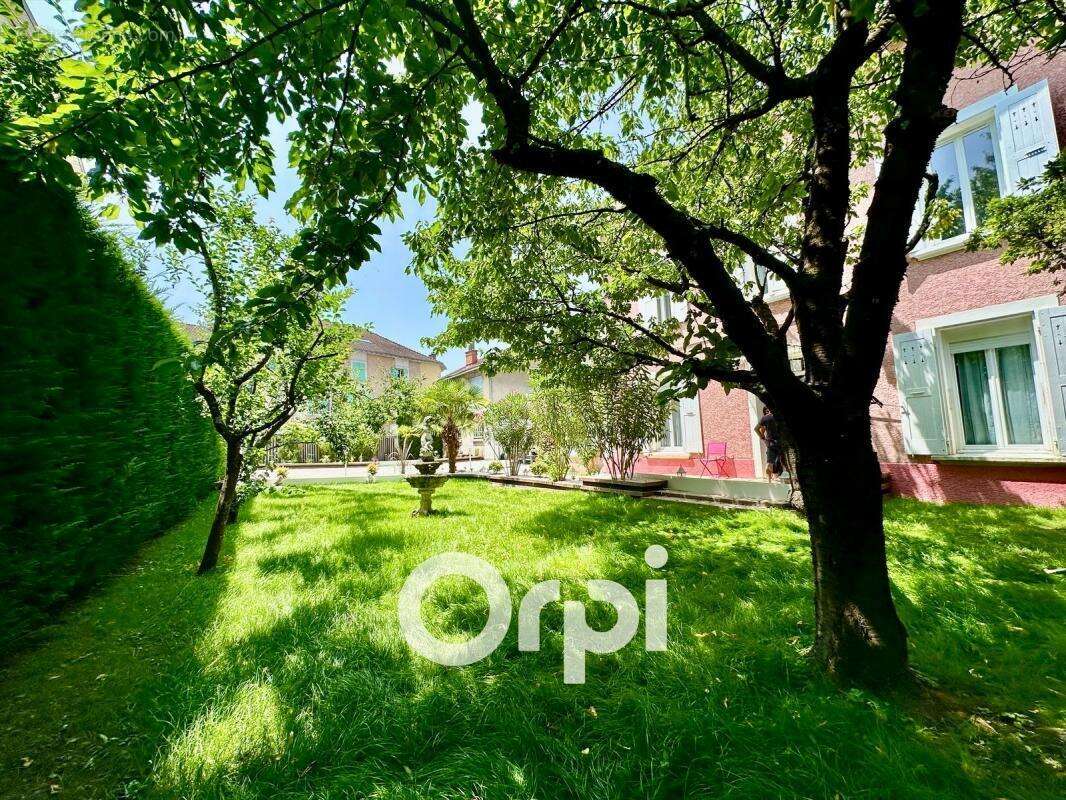 Maison à VILLARD-BONNOT