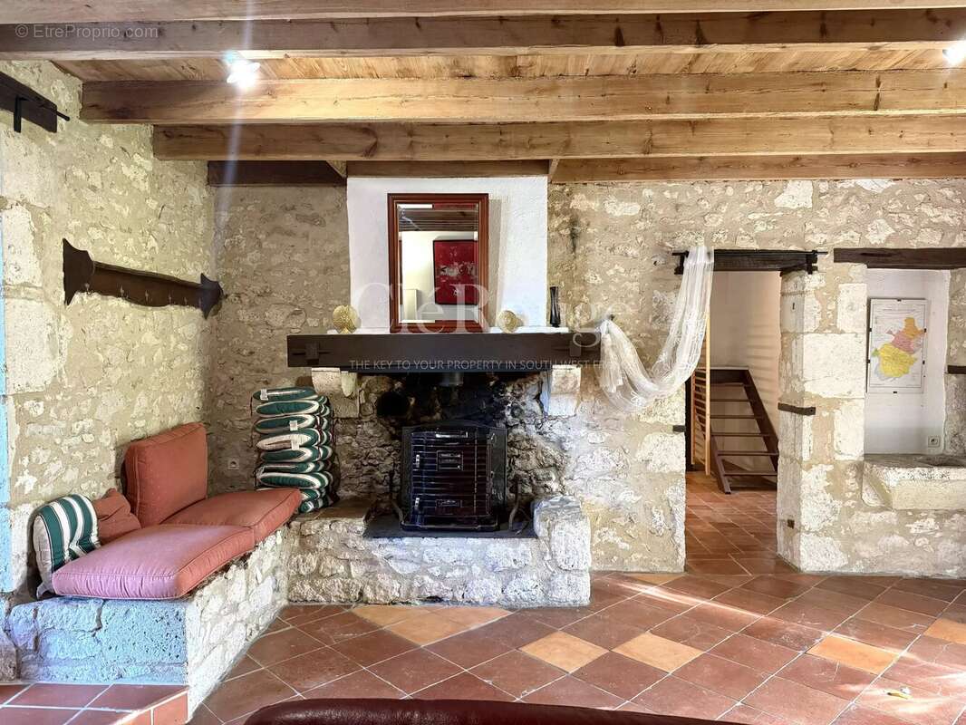 Maison à SAUSSIGNAC