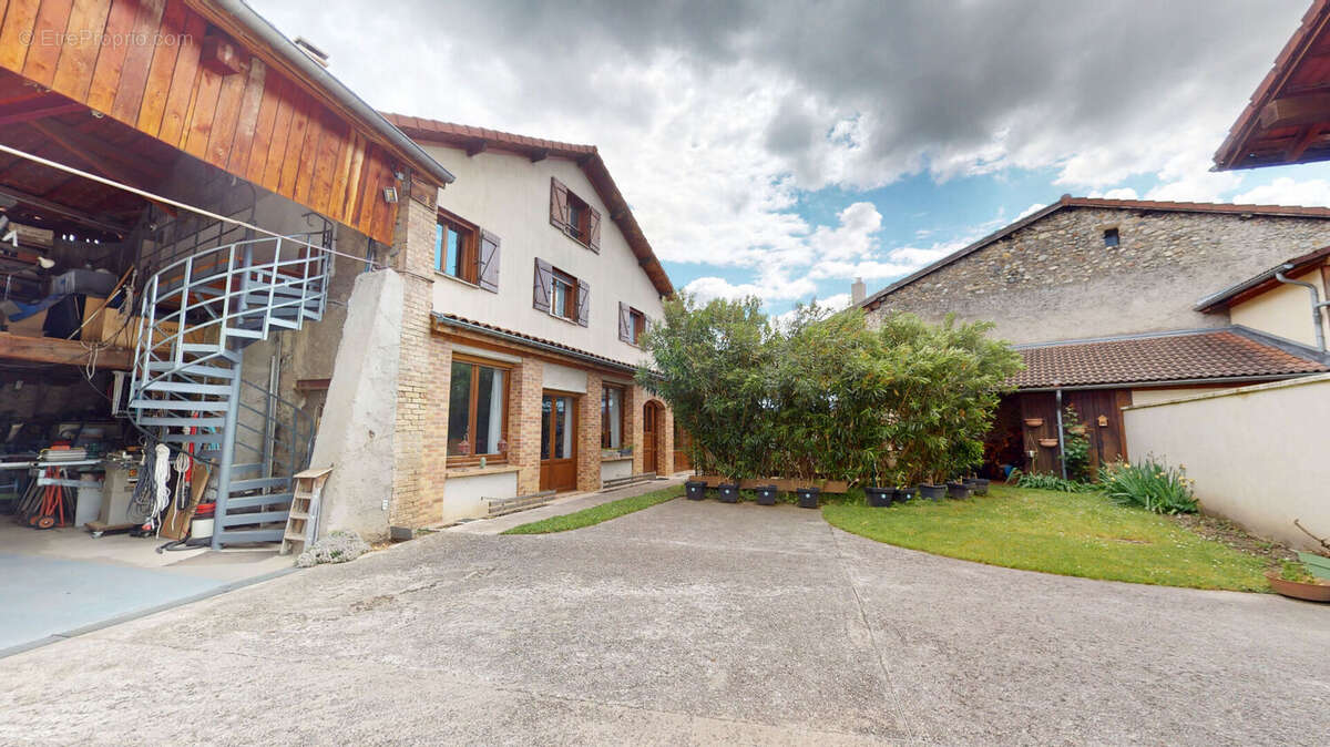 Maison à EYBENS