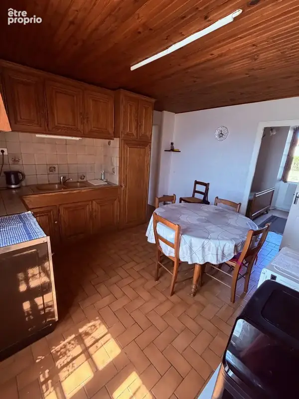 Maison à la campagne avec garages et grand jardin - Indre 36 - photo 7