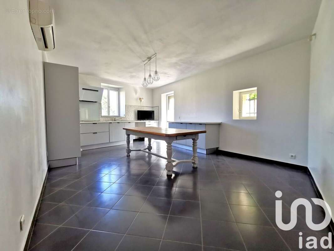 Photo 6 - Maison à VILLIERS-SUR-MORIN