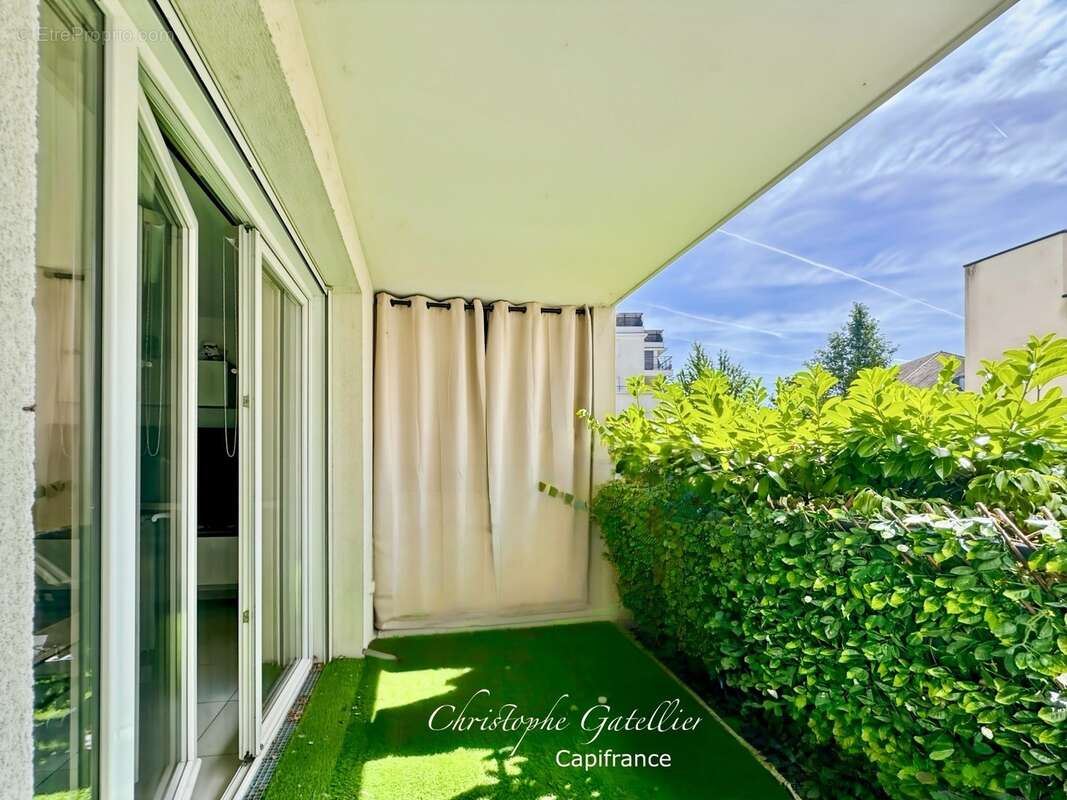  Appartement 4 pièces – 3 chambres - jardin - terrasse – double parking en sous-sol  - photo 3