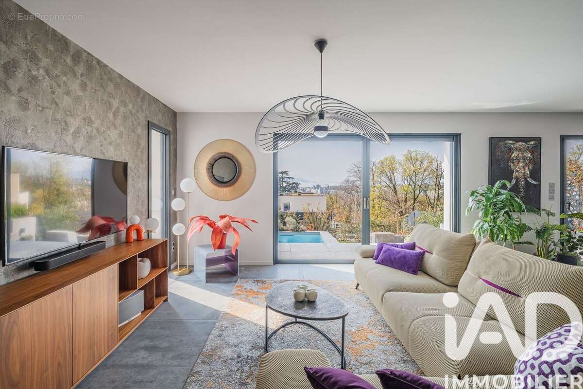 Photo 2 - Maison à VOIRON