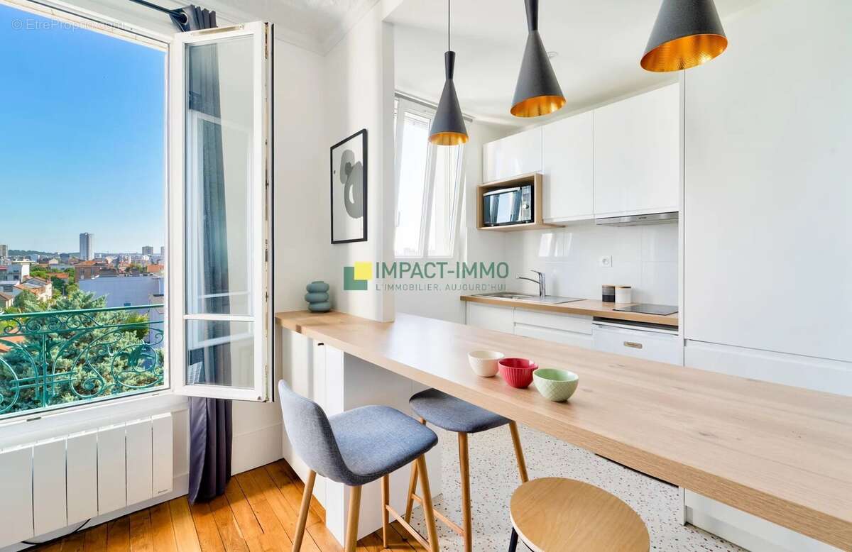 Appartement à COLOMBES
