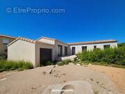 Maison à BAGNOLS-SUR-CEZE