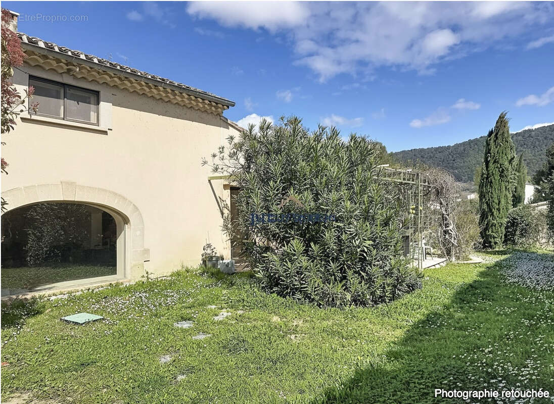 Maison à VAISON-LA-ROMAINE