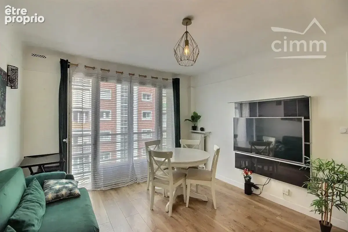 À vendre 3 pièces avec 2 chambres à Noisy-le-Sec - photo 2