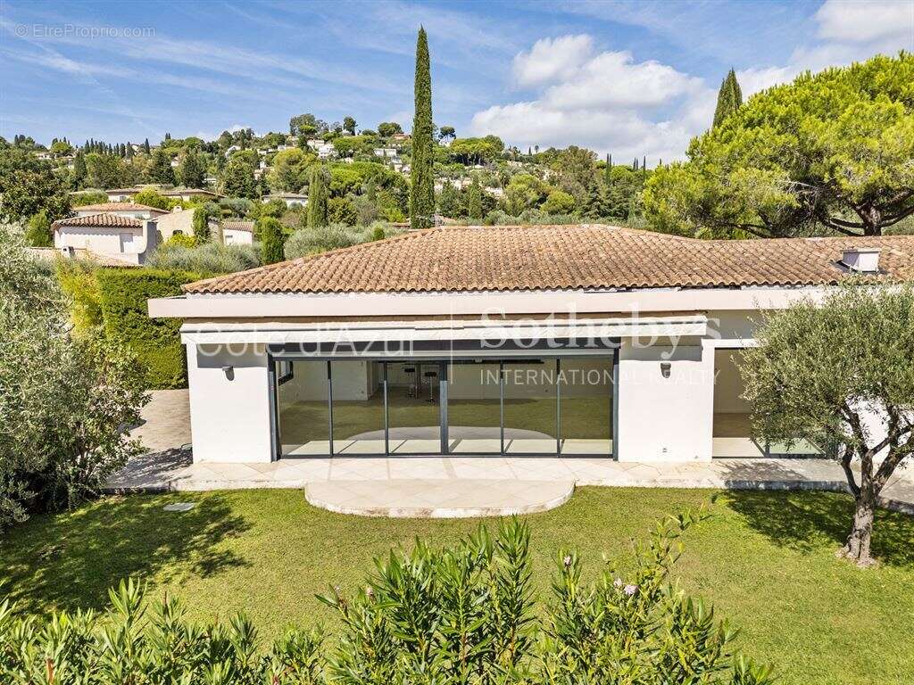 Maison à MOUGINS
