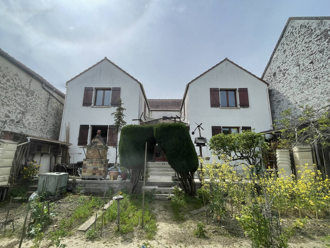 Maison à SAILLY