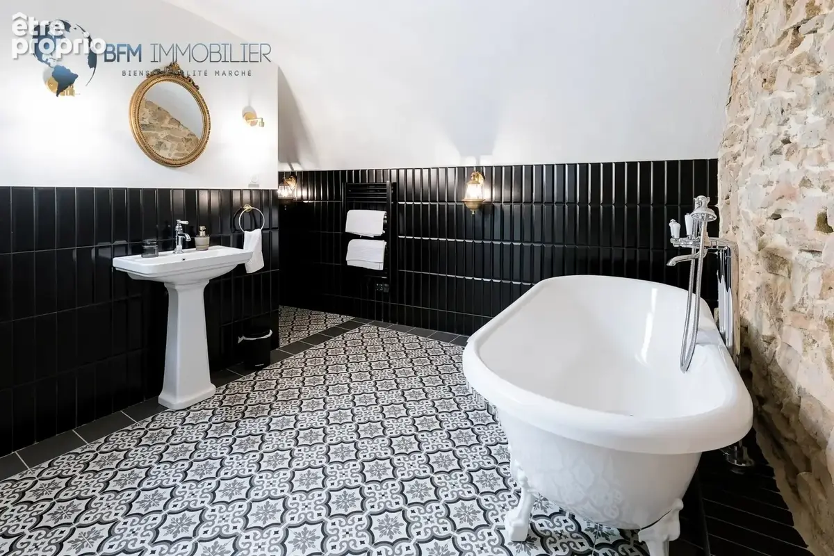 Peynier – un sous-plex atypique au charme brut, inspiré de l’univers peaky blinders - photo 5