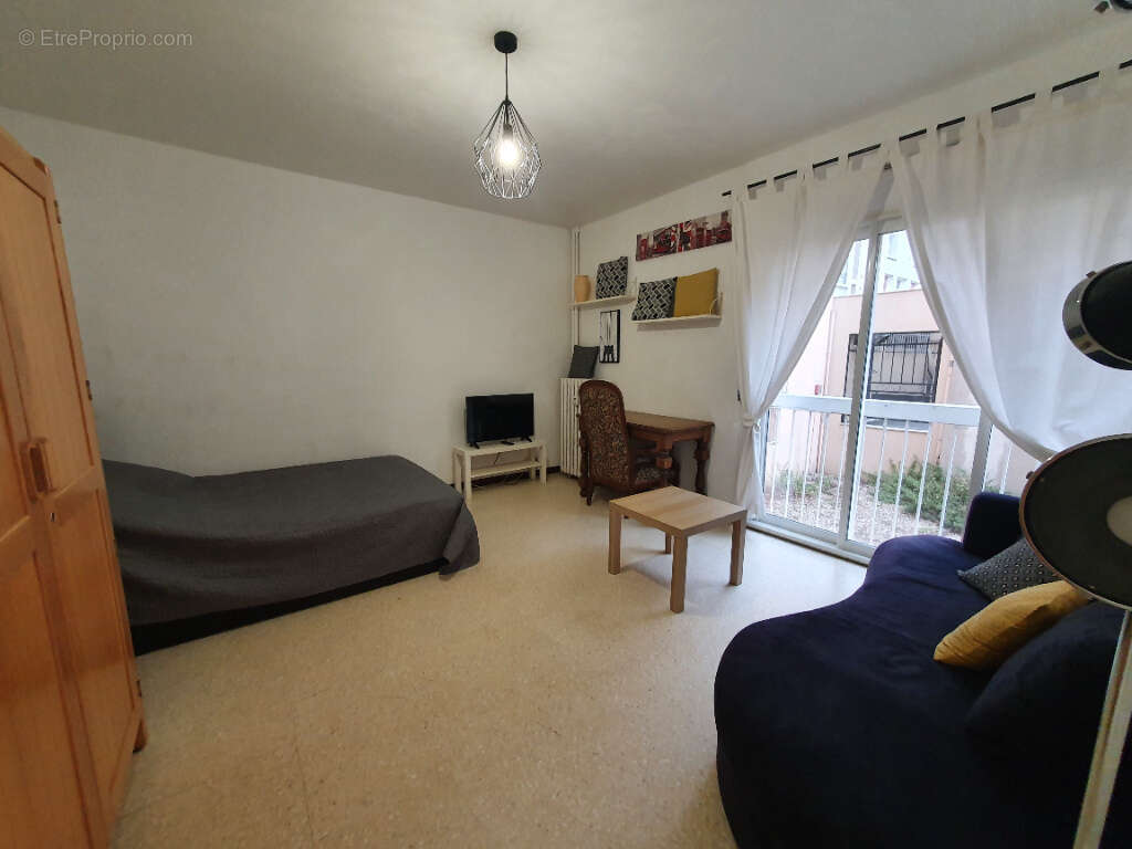 Appartement à HYERES