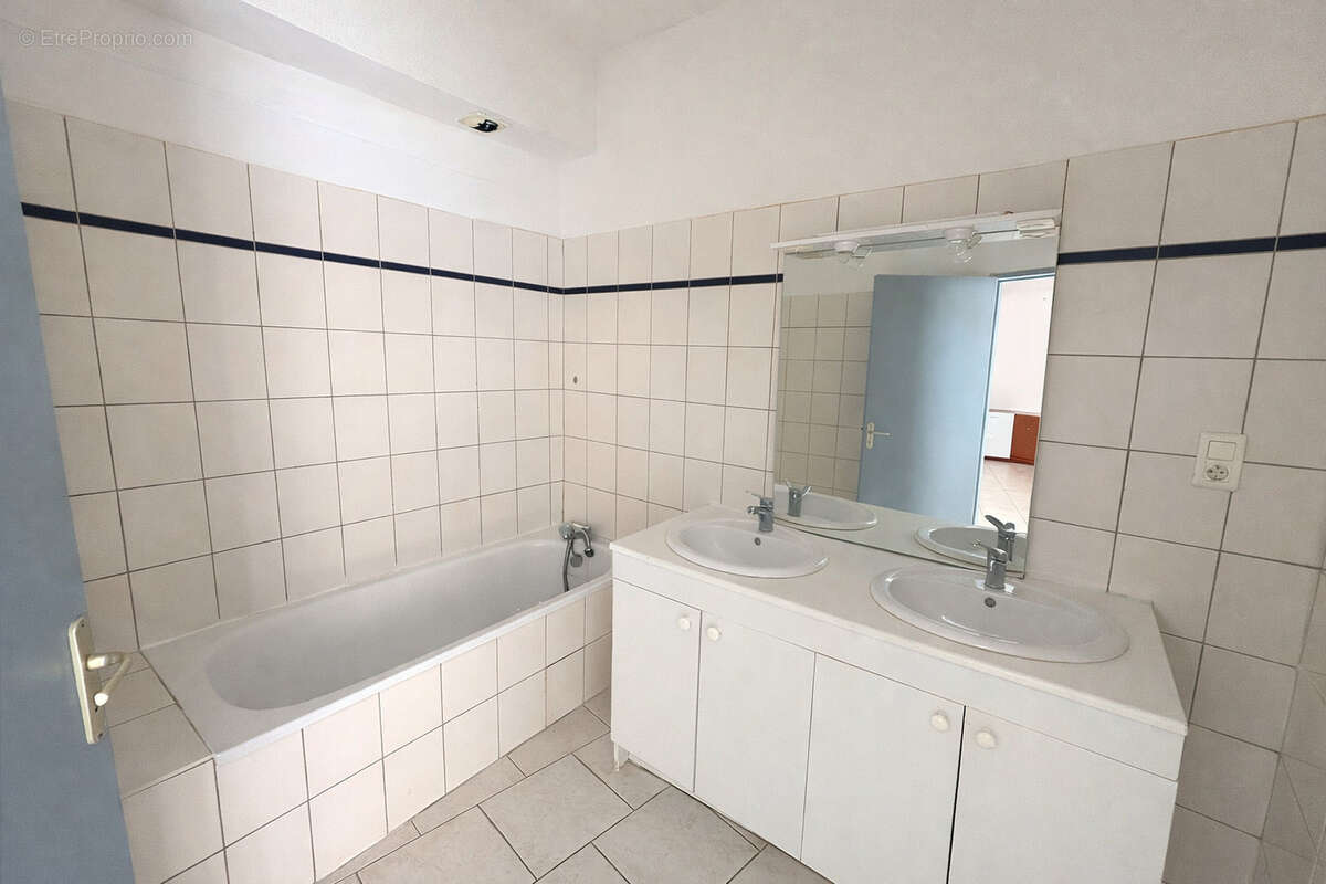 Appartement à AUBENAS