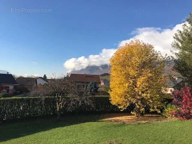 Maison à GILLY-SUR-ISERE