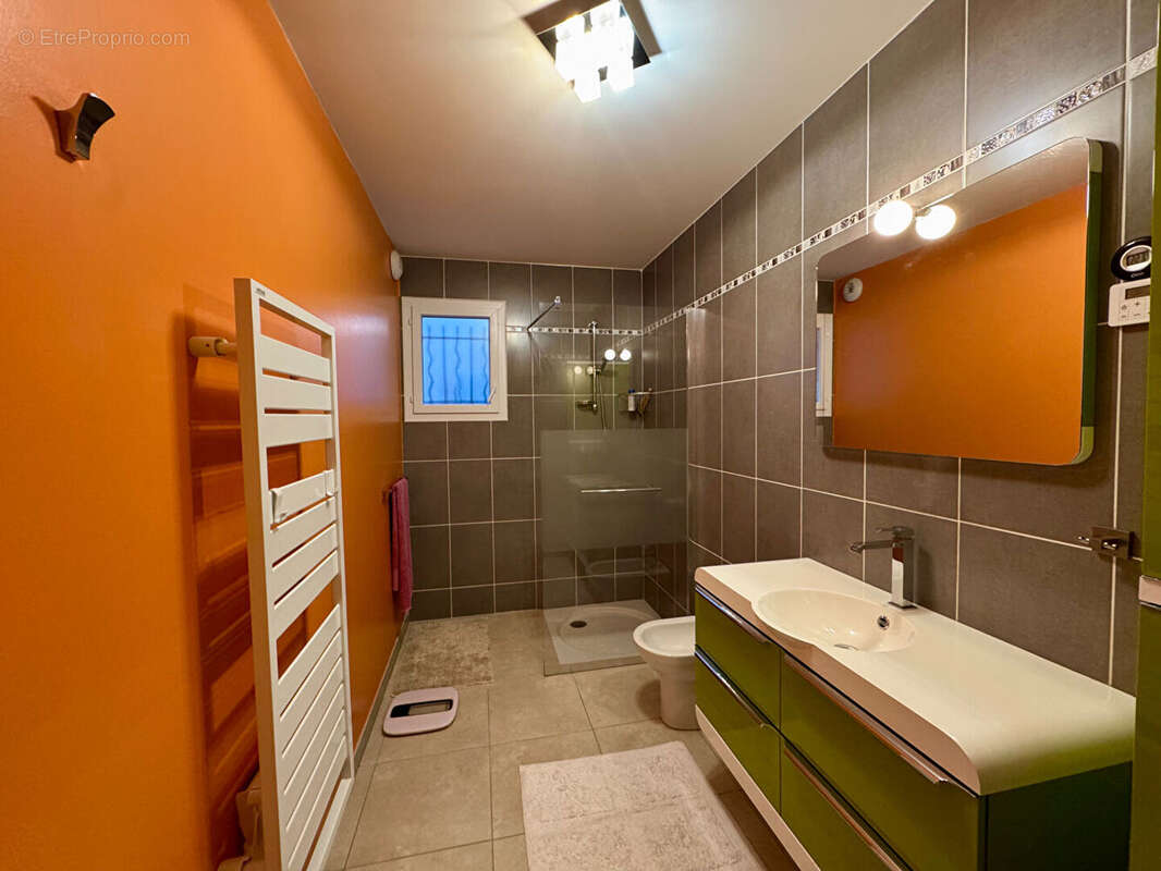 Appartement à SAUSSET-LES-PINS