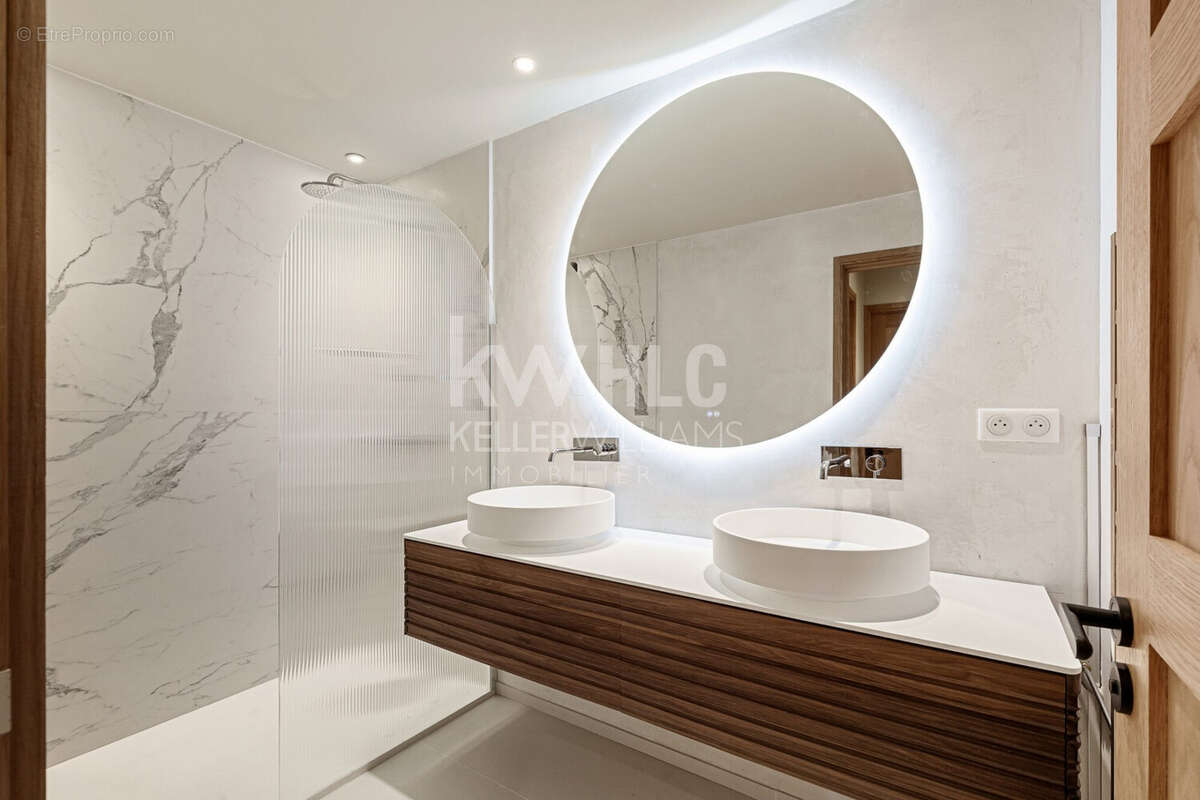 Appartement 73 m² à Cannes  - photo 4