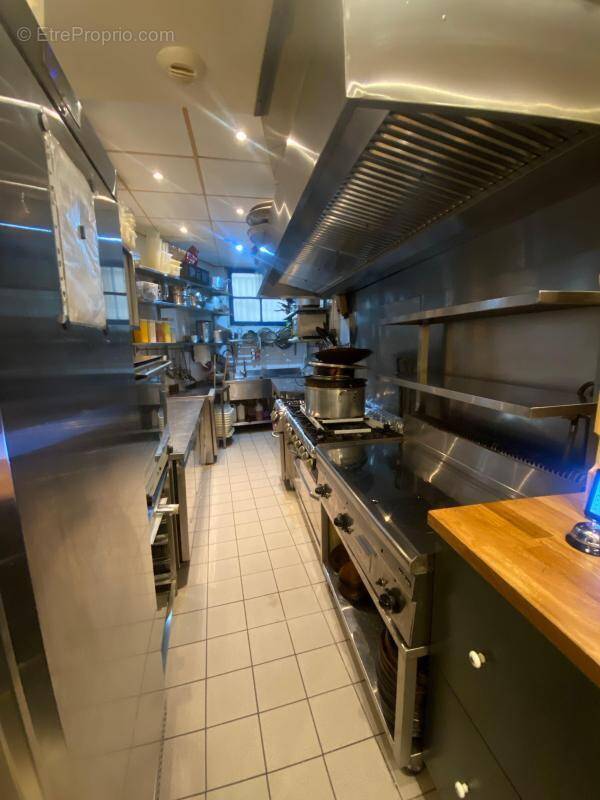 Commerce à PARIS-18E