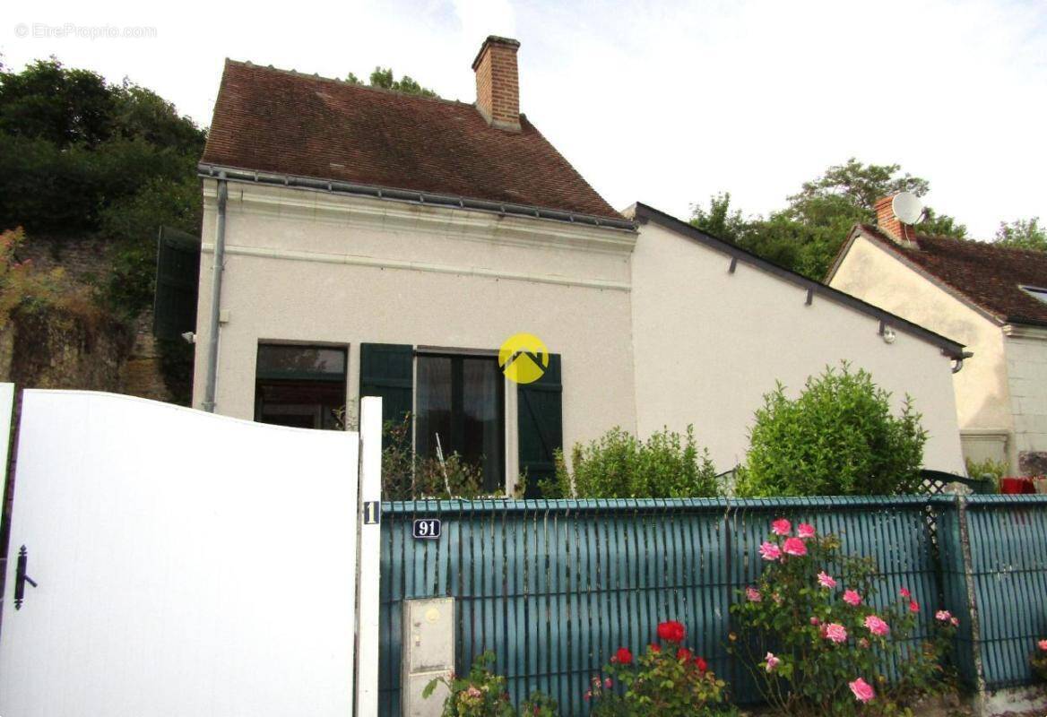 Maison à CHISSEAUX