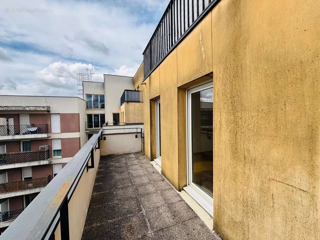 Appartement à VELIZY-VILLACOUBLAY