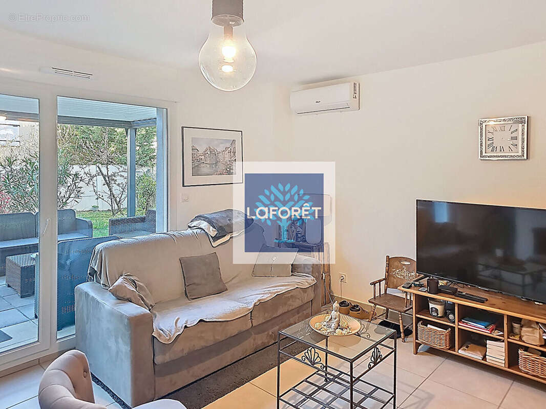 Appartement à CRAPONNE