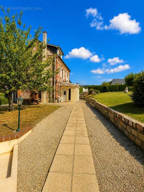  À Vendre – Maison énorme potentiel - photo 4