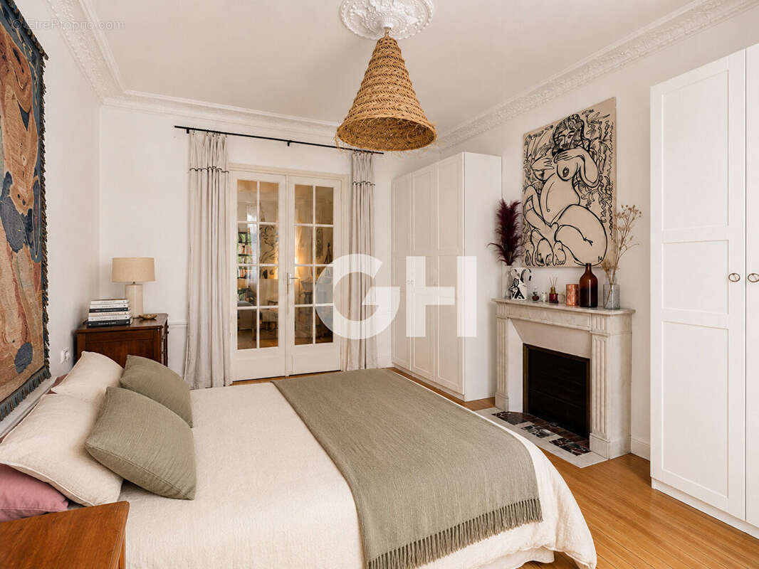 Appartement familial de caractère - 4 pièces, 84,95 m² , Paris 11e - photo 5