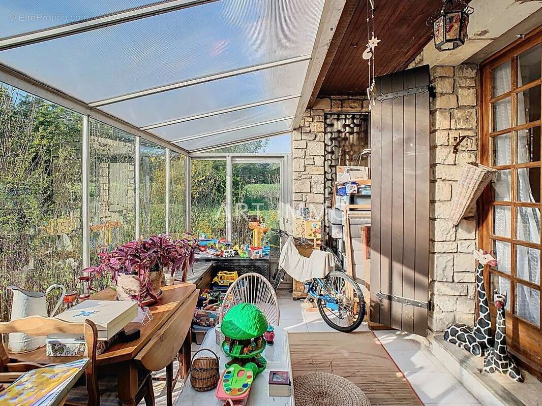 Maison à SAINT-SATURNIN-LES-APT